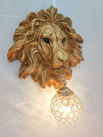 Swanart Leonara Lion Head Wall Light – Decorative Gold Lion Face with Crystal Globe, 37x47 cm – Elegant Wall Sconce for Living Room, Bedroom, and Offices
