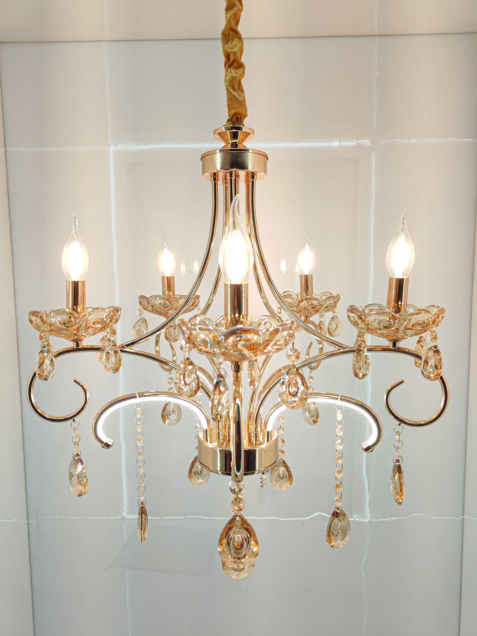 Swanart Experience Grandeur: Handcrafted 5 Bulb Italian Chandelier Light